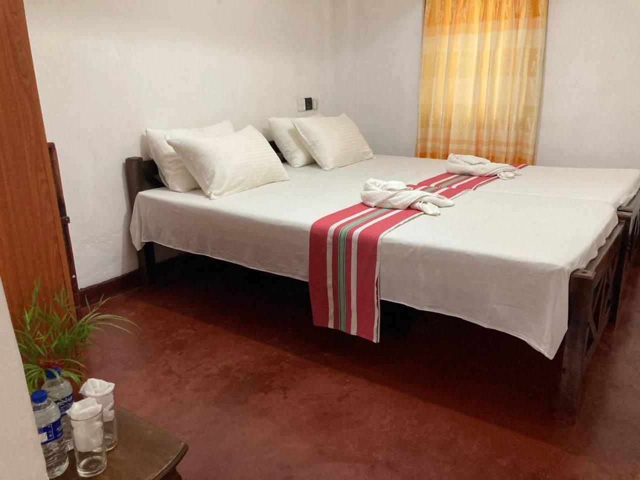 Grand Villa Hikkaduwa Extérieur photo