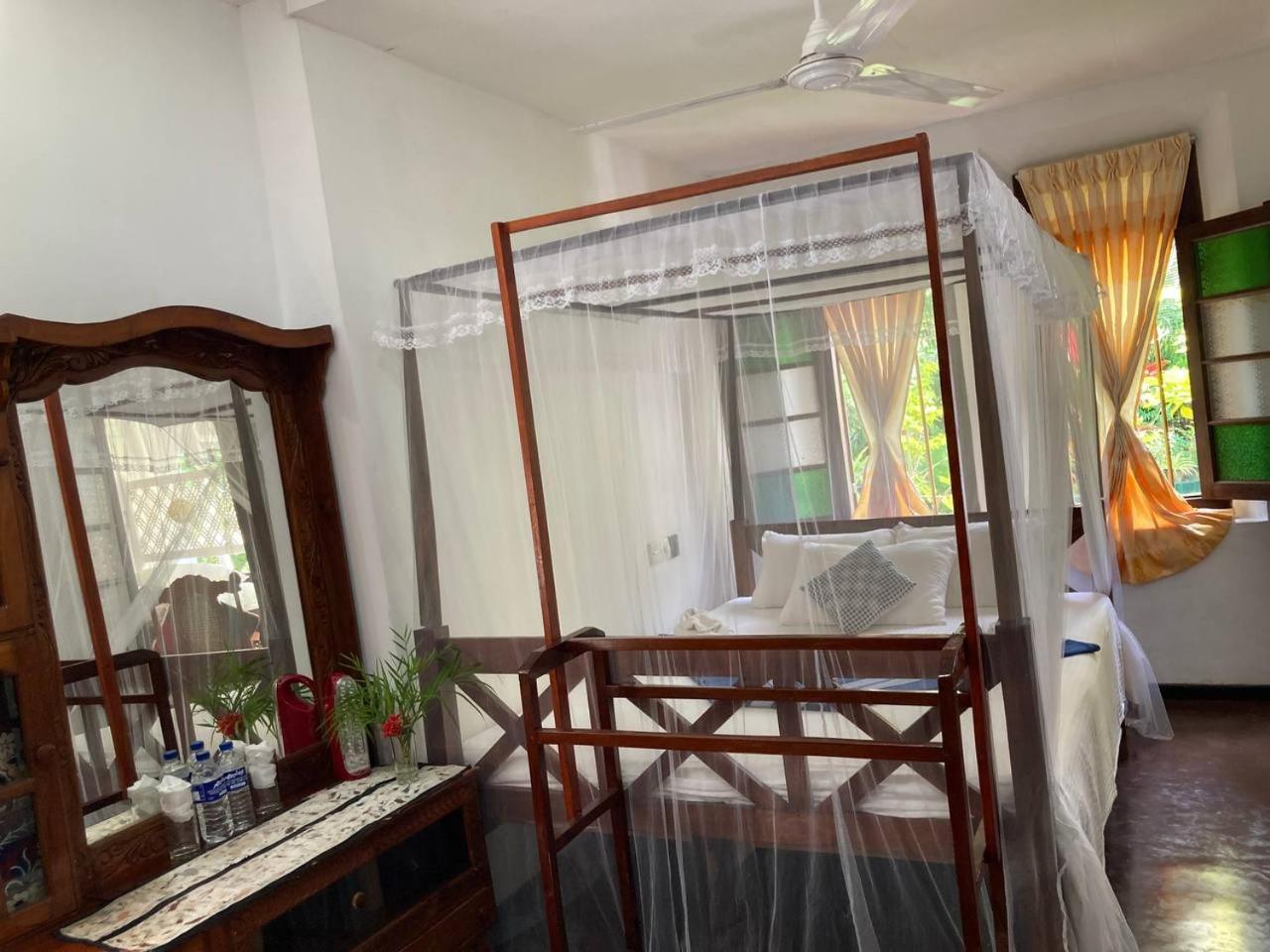 Grand Villa Hikkaduwa Extérieur photo
