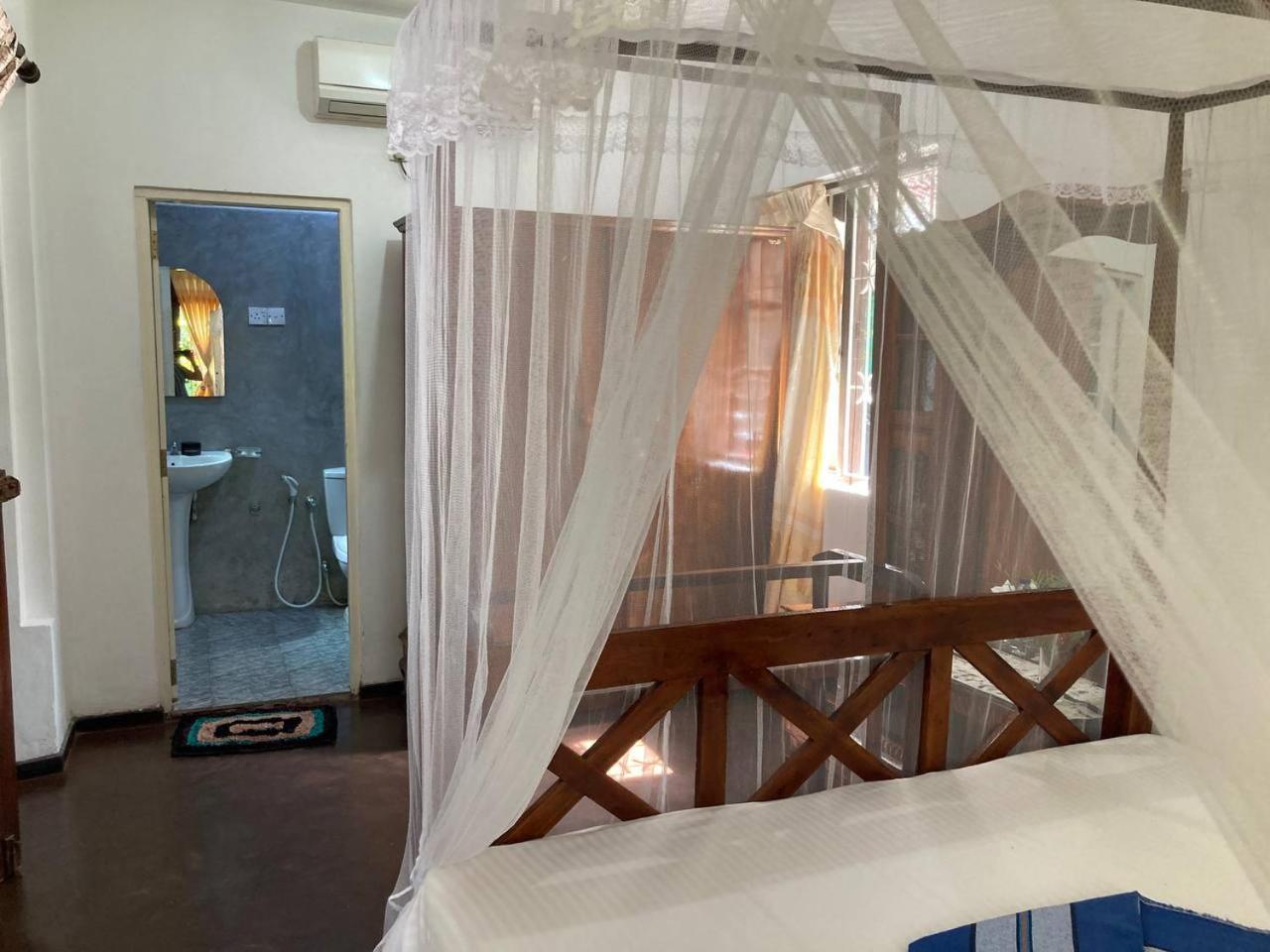 Grand Villa Hikkaduwa Extérieur photo