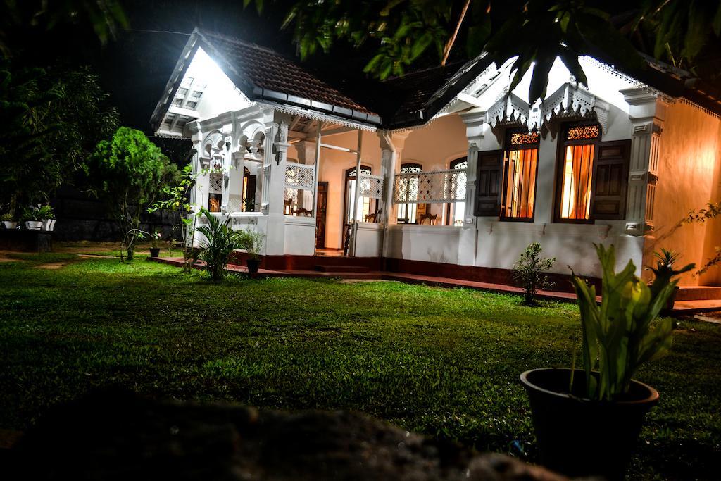 Grand Villa Hikkaduwa Chambre photo